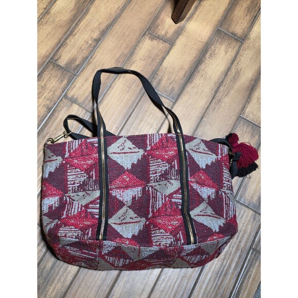 American And Beyond EMBELLISHED TOTE WITH POUCH RED FLORAL Boho Beaded Duffle - Picture 5 of 6